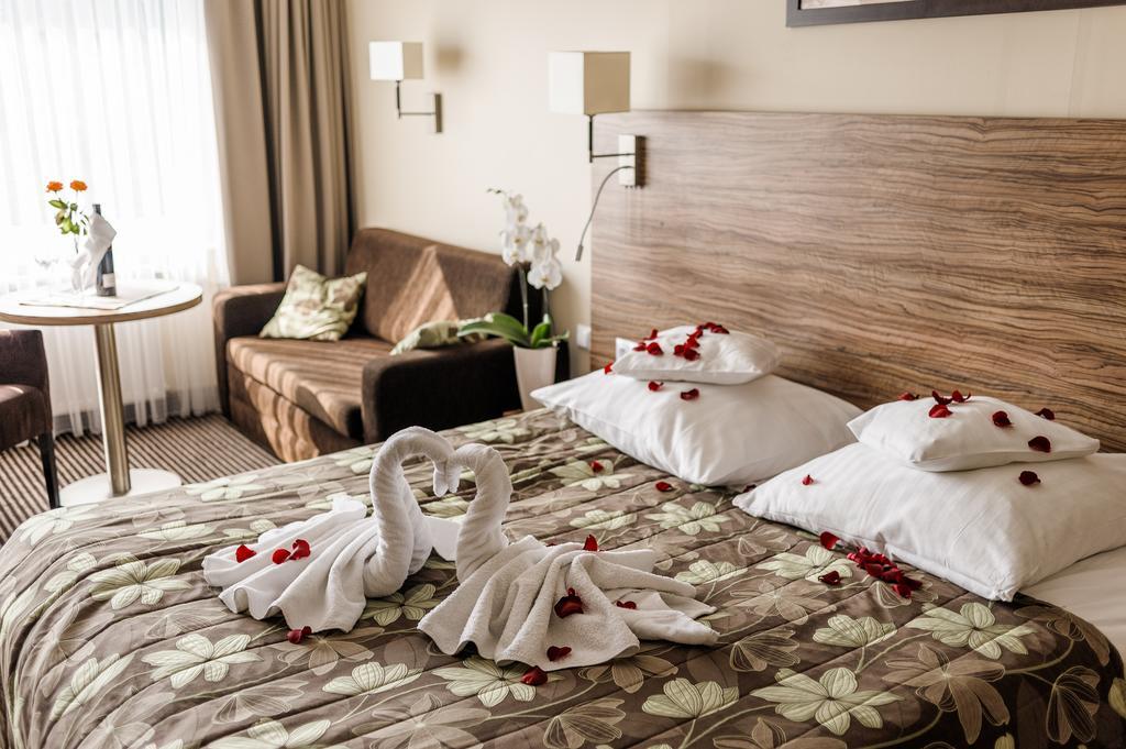 Hotel La Siesta & Medical Spa Jastrzebia Gora Room photo