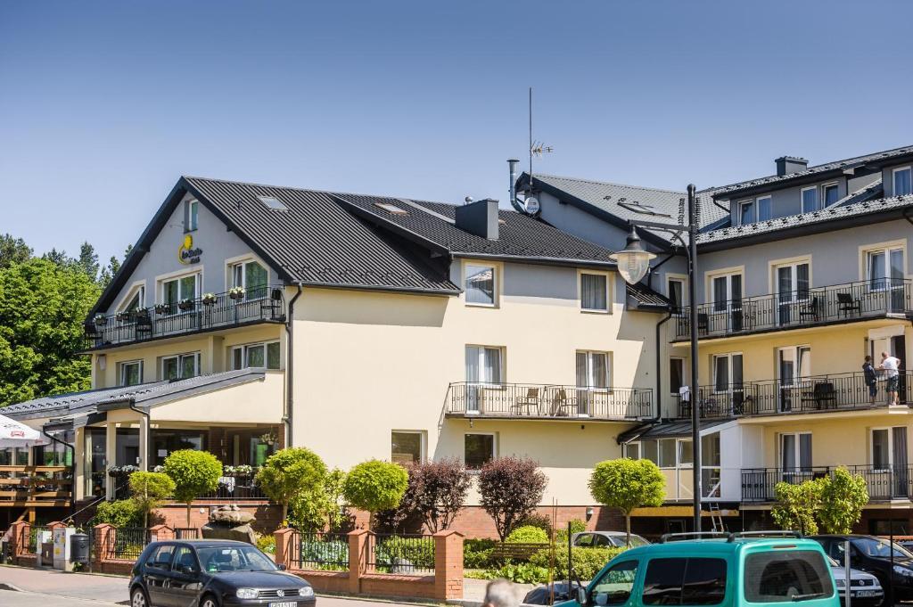 Hotel La Siesta & Medical Spa Jastrzebia Gora Exterior photo