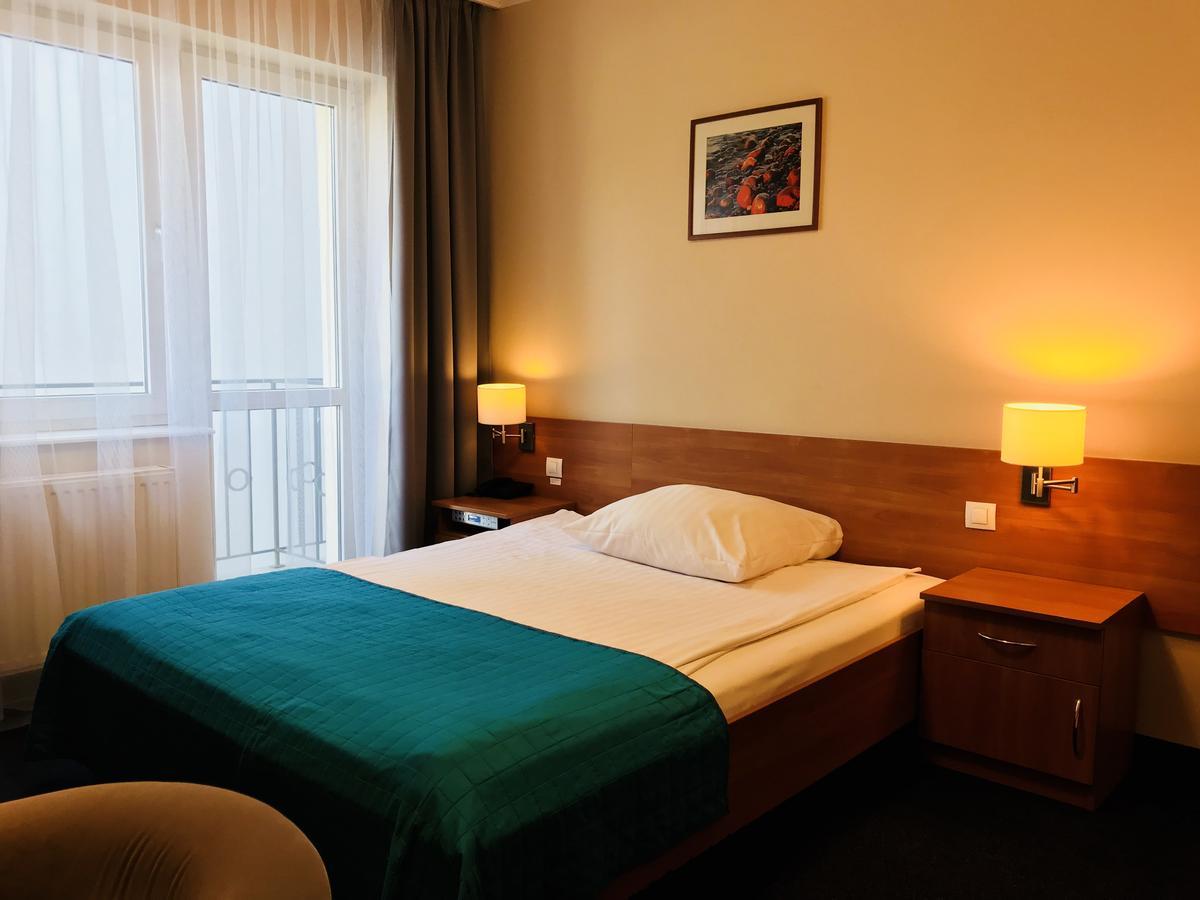 Hotel La Siesta & Medical Spa Jastrzebia Gora Exterior photo